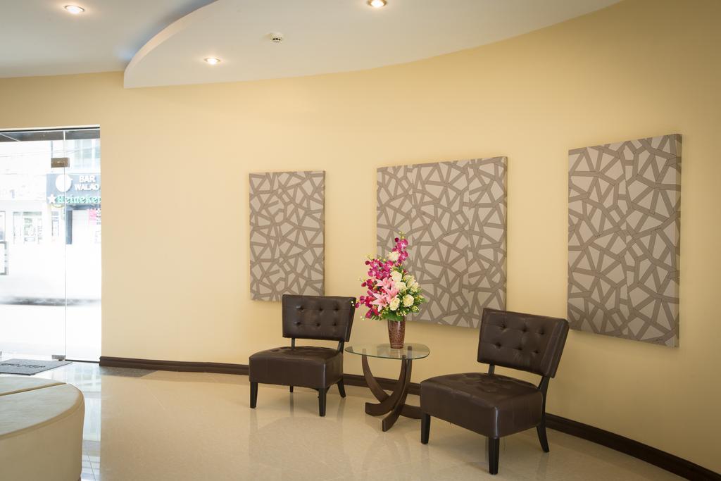 Centerpoint Boutique Hotel Vientiane Exterior photo